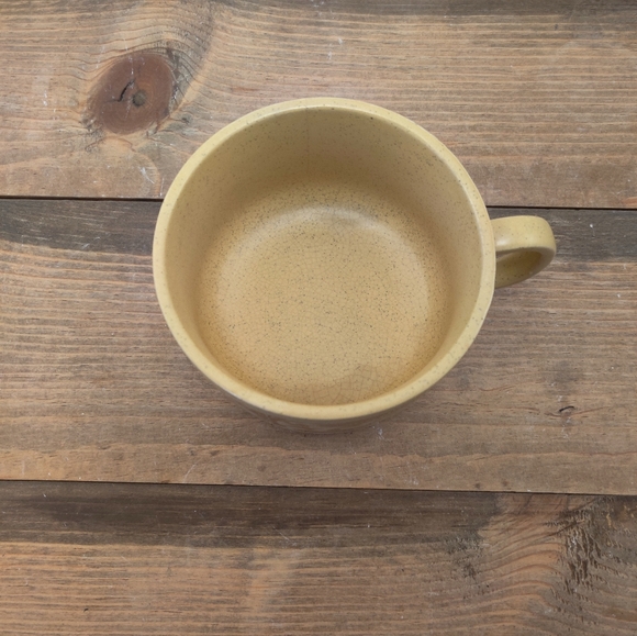 Vintage Made in Japan Veggie Stoneware Mug Planter - Picture 5 of 8